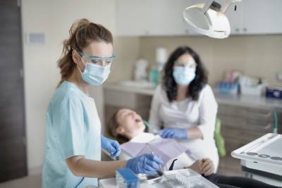 Три столичные стоматологические поликлиники переедут в новые помещения