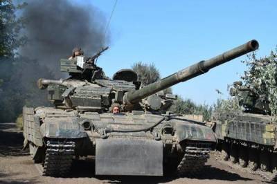 Avia.pro: военные ДНР развертывают в Горловке десятки танков в ожидании возможной атаки армии Украины