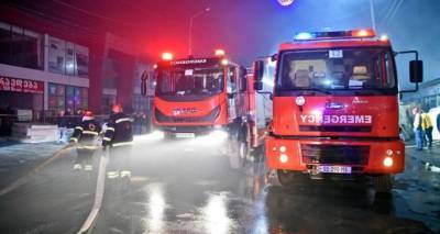 Ночной пожар в Тбилиси – из многоэтажки пришлось эвакуировать жильцов