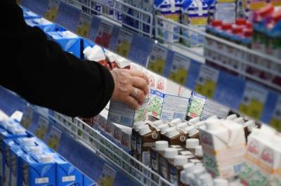 Аналитики назвали долю просроченной молочной продукции в российских магазинах