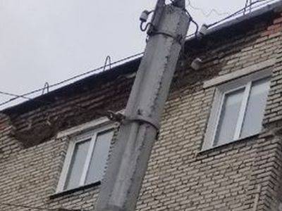 В Ленинске-Кузнецком обрушилась кирпичная кладка многоэтажного дома