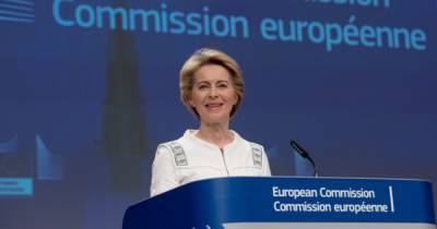 ЕС пока не будет делиться вакцинами против COVID-19 с бедными странами – глава Еврокомиссии