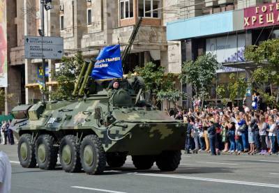 ДНР подгоняет десятки танков к линии разграничения на Донбассе в ожидании мощной атаки ВСУ