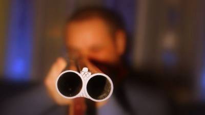 Охранник омского кафе застрелил пьяного дебошира из охотничьего ружья