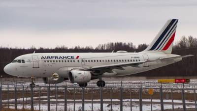Авиакомпания Air France возобновила рейсы из Пулково в Париж