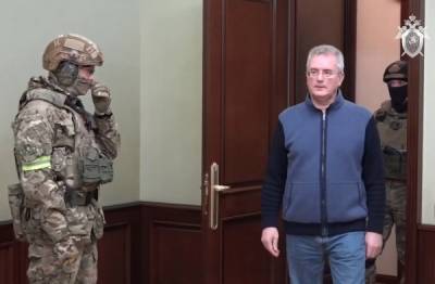 СМИ: в Москву доставили задержанного пензенского губернатора
