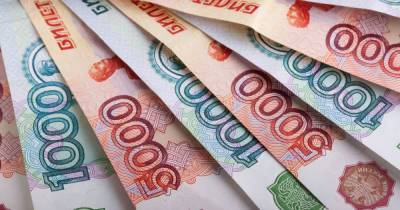 Стали известны регионы России с самыми высокими отраслевыми зарплатами