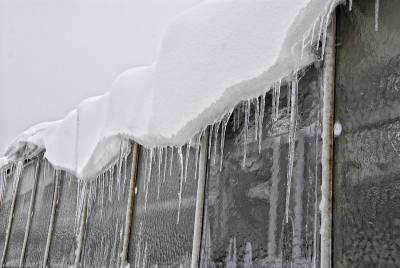 Снег с крыши упал на подростка в Выборге – потребовалась госпитализация