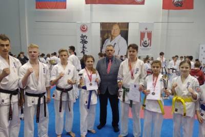 Три бронзовые медали привезли из Москвы донецкие каратисты