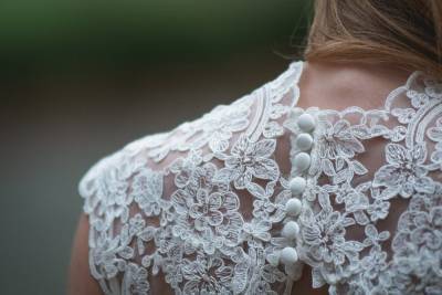 Невеста с сюрпризом: покупательница свадебного платья оказалась аферисткой