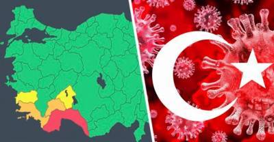 Туризм Турции встревожен: Анталию перевели в самую опасную зону