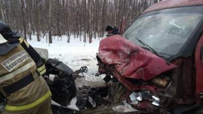 В ДТП в Череповецком районе Вологодской области погибли три человека