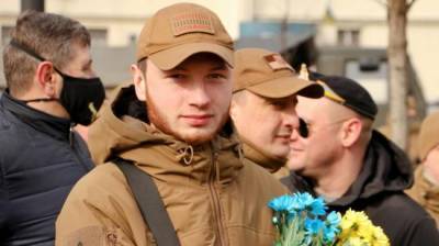 Украинский нацик предложил вывесить на Банковой флаг Третьего рейха