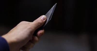 В Калининграде знакомый порезал ножом 17-летнего подростка