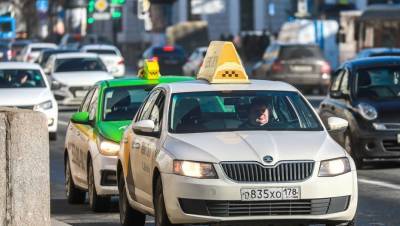 Петербург оказался в лидерах по востребованности таксистов