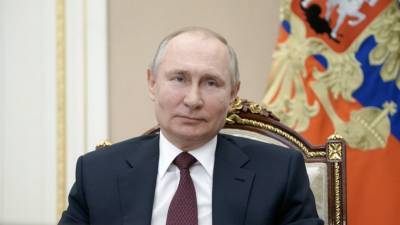 Песков ответил на вопрос о «ядерном чемоданчике» во время отдыха Путина в тайге