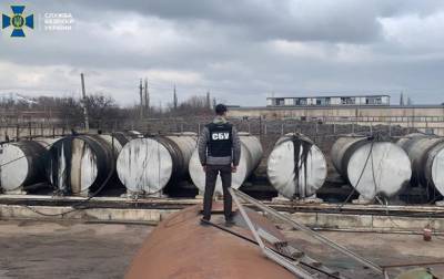 СБУ накрыла подпольный мини-завод по изготовлению топлива