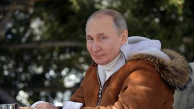 В Кремле сообщили, что Путин и Шойгу отдыхали в тувинской тайге