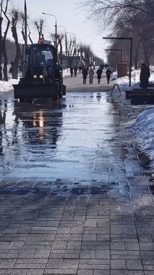 Власти Магнитогорска объяснили, почему затопило бульвар «Огни Магнитки»
