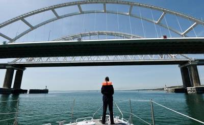 Обозреватель: россияне будут спасаться бегством по Крымскому мосту