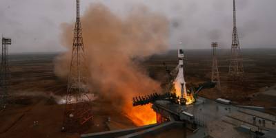 «Роскосмос» успешно запустил ракету «гагаринских» цветов