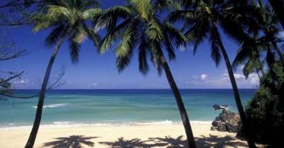 Золотой песок: на Багамах продают "небольшой" остров за 16 млн евро