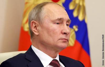 Владимир Путин во вторник сделает прививку от коронавируса