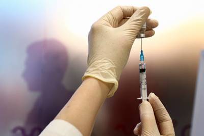 Назван примерный возраст для вакцинации детей от коронавируса