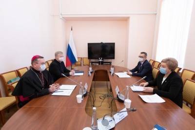 Заместитель губернатора Псковской области встретилась с представителями Римско-католической церкви
