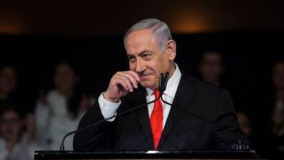 Сместить Нетаньяху попытается его ближний круг