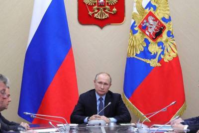 Президент РФ Владимир Путин завтра намерен вакцинироваться от коронавируса