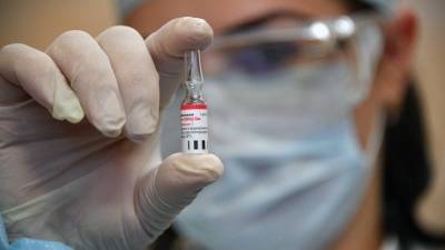 Путин заявил о полном отсутствии побочных эффектов у российских вакцин