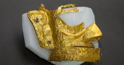 Китайские археологи нашли уникальную золотую маску, которой три тысячи лет (4 фото)