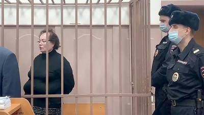 Суд арестовал жену Шпигеля по делу пензенского губернатора Белозерцева