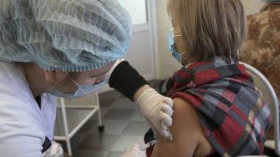 Более 30 миллионов россиян получат прививку от COVID-19 до 15 июня