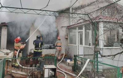 В Одессе во время тушения пожара умер спасатель