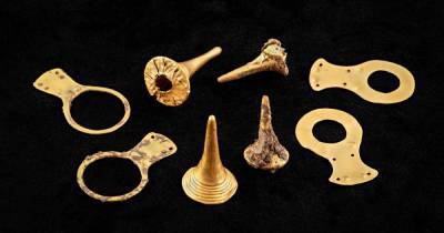 В Венгрии нашли большой золотой клад — древнейшие украшения на территории Европы