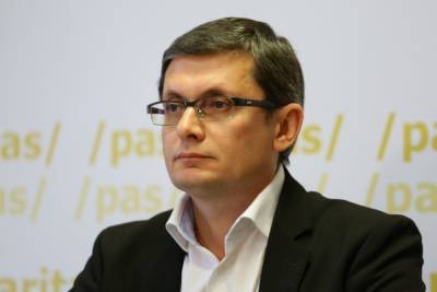 КС Молдовы признал конституционным указ о выдвижении Гросу на пост премьера