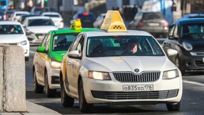 Петербуржцы поддержали идею создания кодекса таксистов