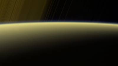 Астрофизики допустили существование жизни на спутнике Сатурна