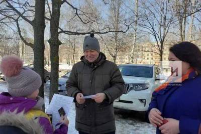 В Татарстане ЮИДовцы попросили водителей о соблюдении ПДД