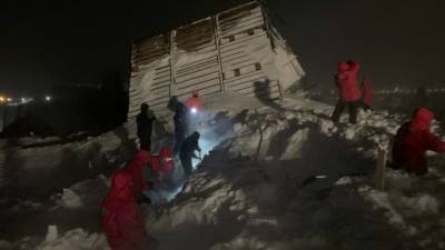Спасатели обнаружили тело ребенка в месте схода лавины под Мурманском