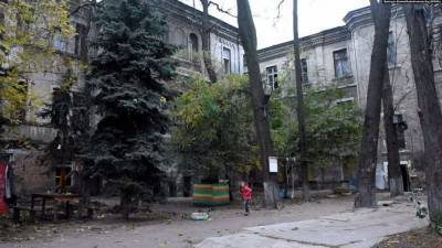 АТОшники захватили дом в центре Одессы и взяли в заложники...