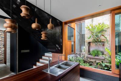 Дом с черными стенами: фото невероятно стильного жилья в Австралии