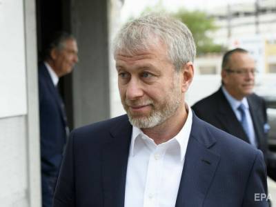 Абрамович подал иск в суд к издателю и автору книги "Люди Путина"