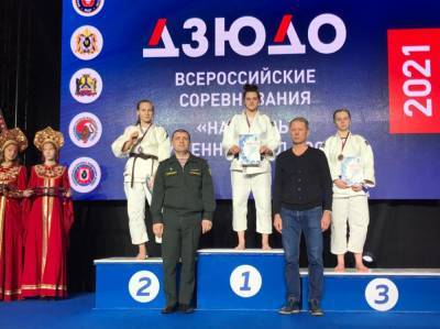 Шесть медалей завоевали сахалинские дзюдоисты на соревнованиях в Хабаровске