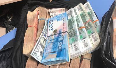 Правительство предложило изымать в доход государства «лишние» деньги чиновников