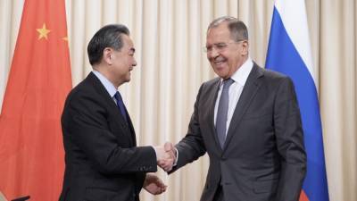 Глава МИД КНР сообщил о продлении Договора о добрососедстве с Россией