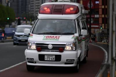 Kyodo: в Японии вертолет с пассажирами совершил жесткую посадку