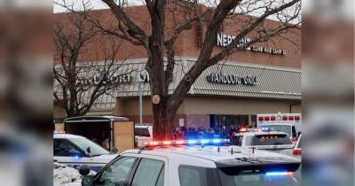 Не меньше десяти погибших: в США устроили стрельбу в продуктовом магазине